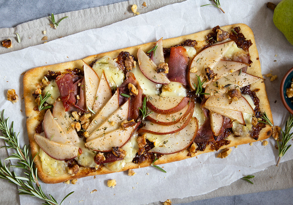 Fig Flatbread with Pears & Brie